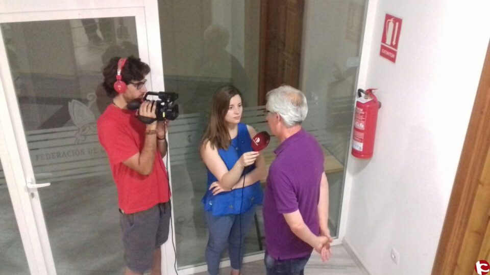 El AMPA del Colegio Cervantes celebró una reunión extraordinaria sobre el precario estado del centro