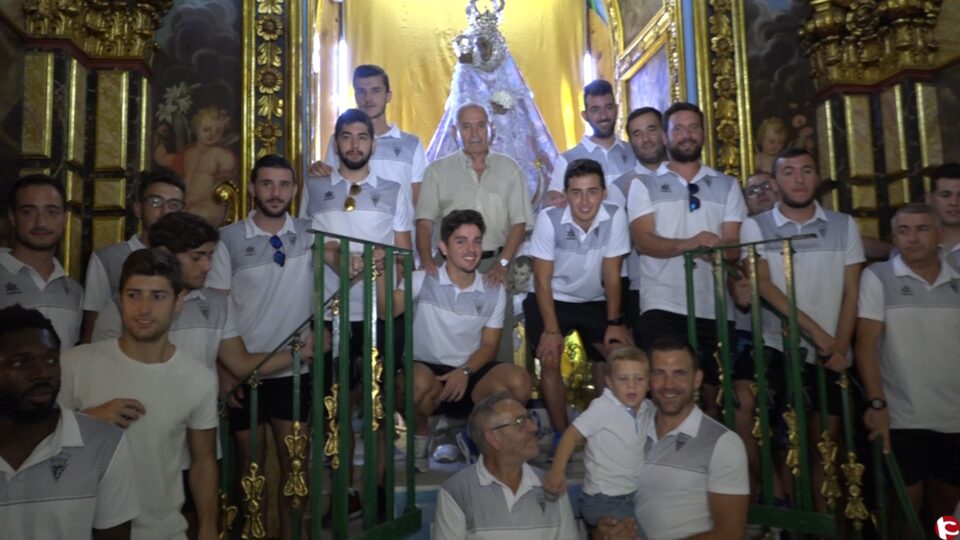 Ofrenda a La Morenica del Villena C.F.