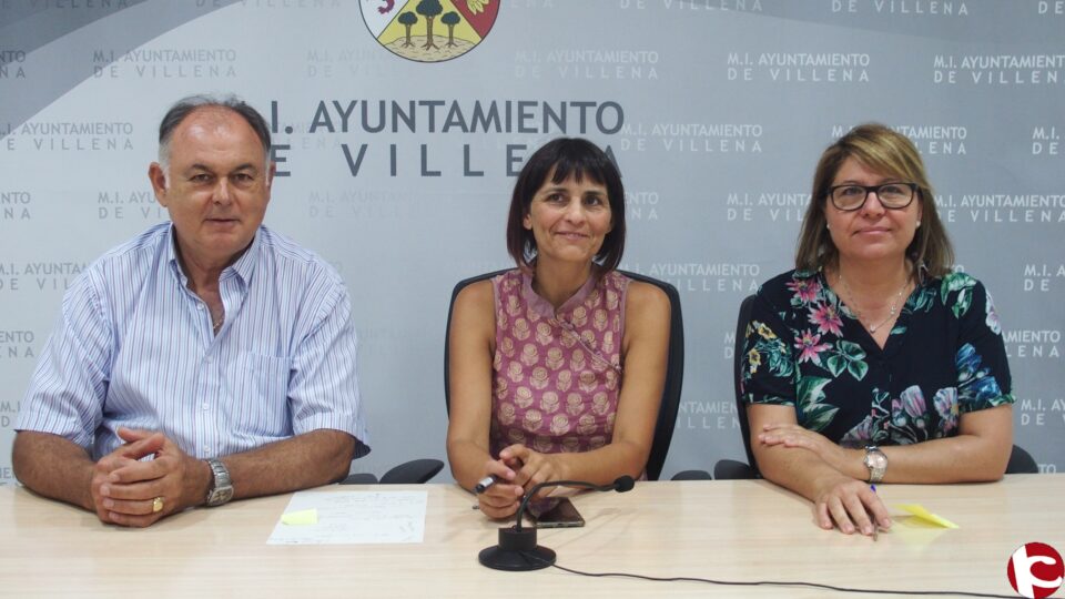 Se efectúa el traslado de la imagen de la Virgen