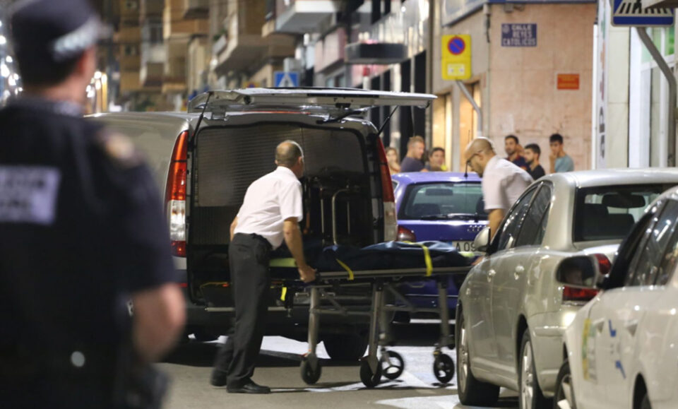 Asesinan a un menor de 8 años en la ciudad de Elda y agreden a la pareja del padre de acogida