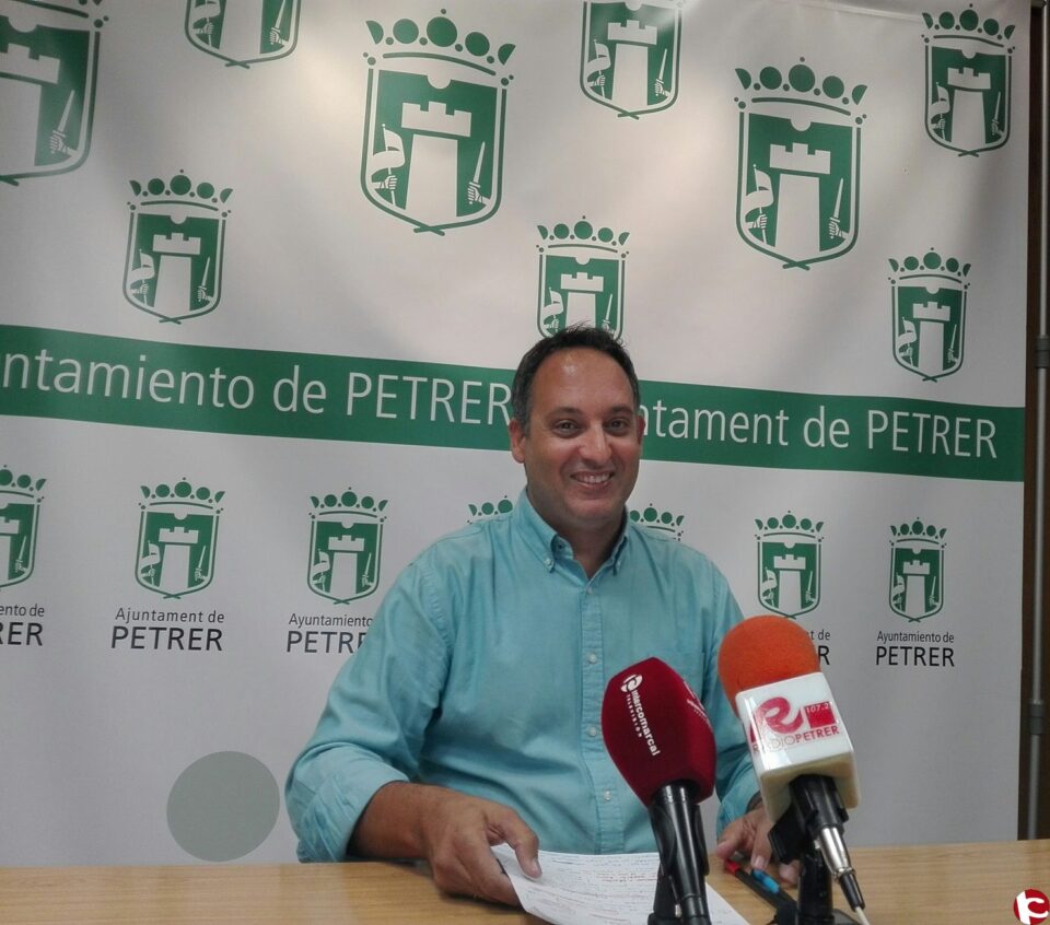 Los populares de Petrer siguen acusando de falta de transparencia al equipo de gobierno
