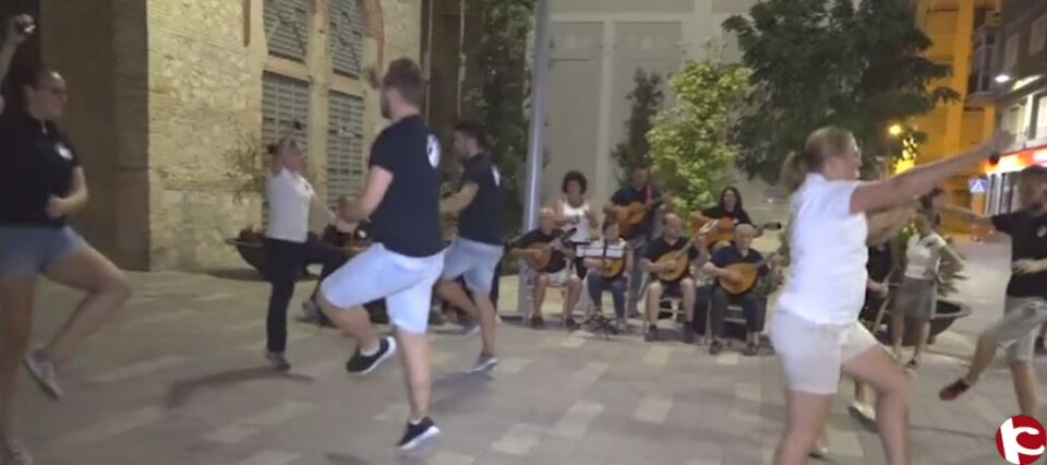 Entrevista con la agrupación de Coros y Danzas de Villena