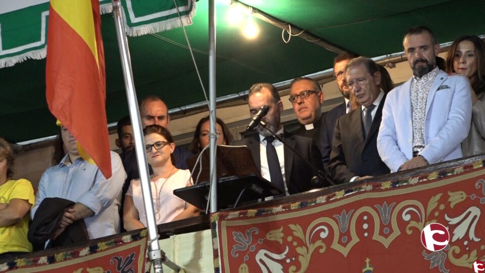 Ibi comienza sus fiestas con el Pregón
