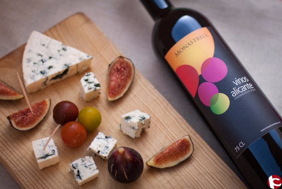 Excelentes valoraciones para los Vinos Alicante DOP en la Guía Peñín 2018