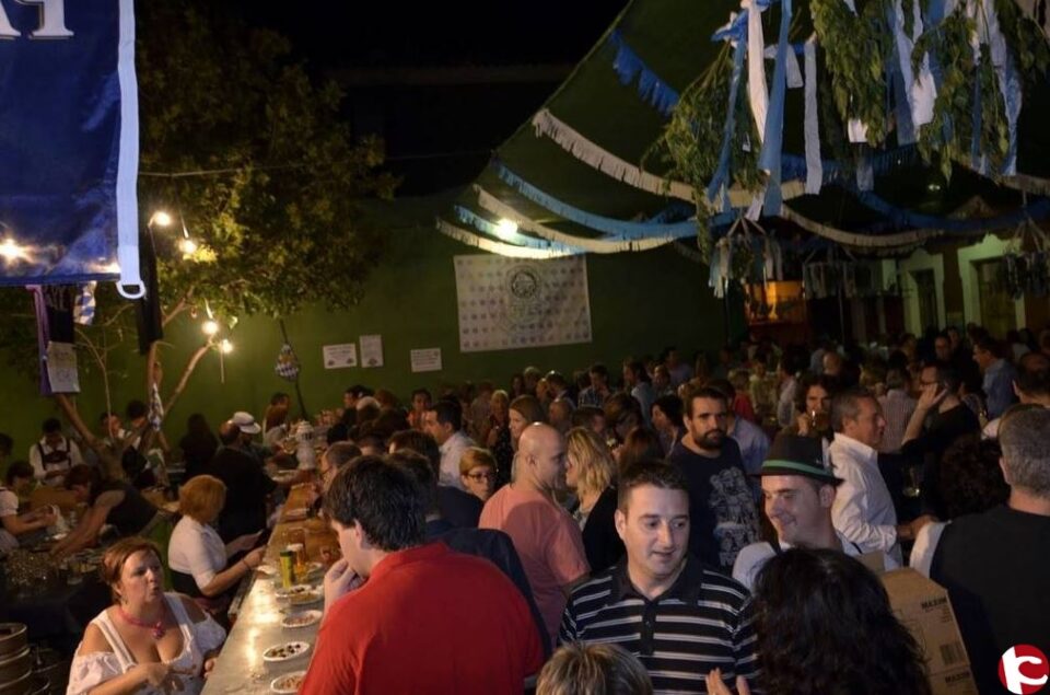 Villena vuelve a transformarse para celebrar la fiesta hispano-alemana de la vendimia y la cerveza!.