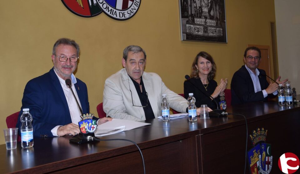 Entrega de premios del II Certamen de narrativa breve Villa de Sax