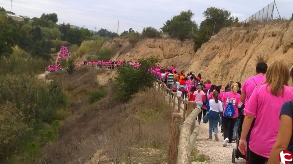 El Tarafa se tiñe de rosa este domingo a su paso por Aspe