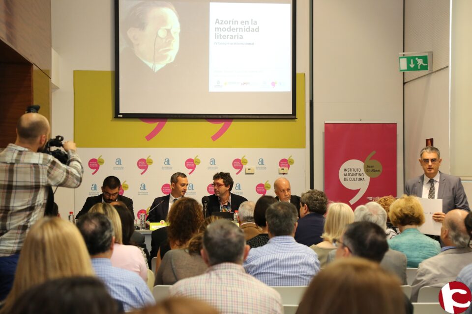 El congreso internacional sobre Azorín reúne en Alicante a expertos de todo el mundo en torno a la figura del escritor de Monóvar.  