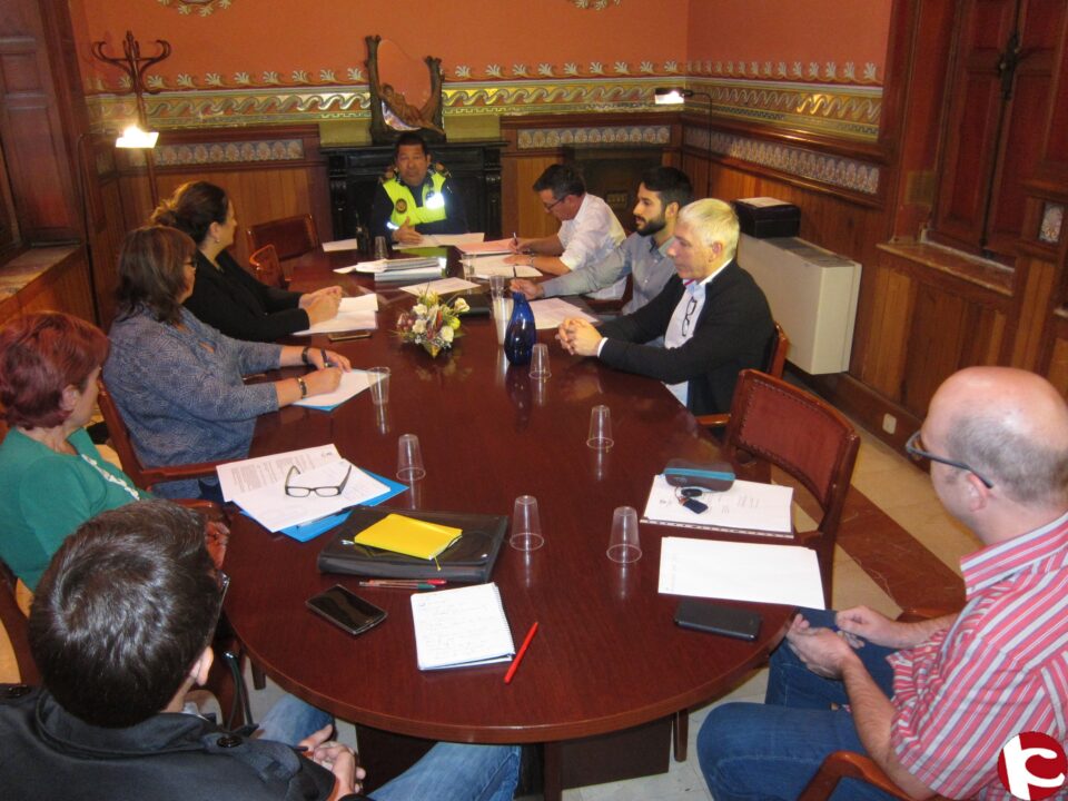 La Mesa de la Accesibilidad analiza las actuaciones realizadas y previstas para la eliminación de barreras