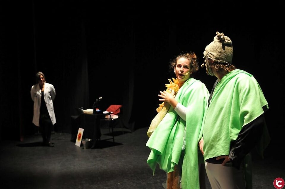 Aspe acoge una obra de teatro científico para los más pequeños