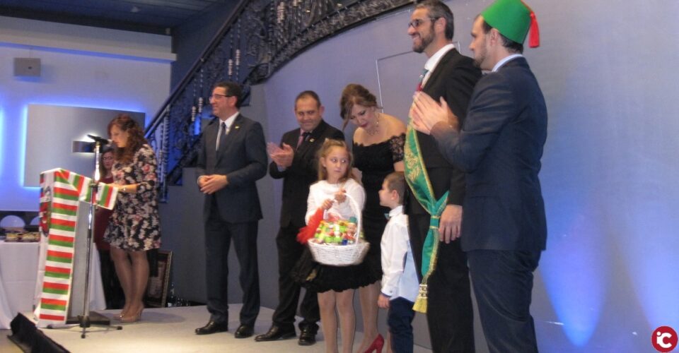 La Comparsa de Moros Nuevos celebra su Cena del Mig Any el sábado 11 de noviembre