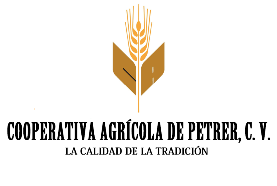 Entramos en las instalaciones de la Cooperativa Agrícola de Petrer.
