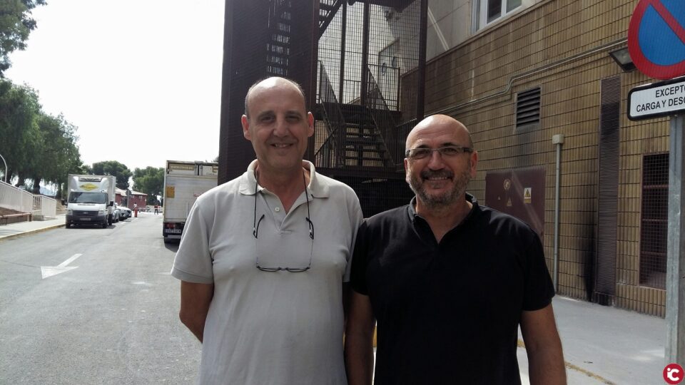 Responsables del Servicio de Mantenimiento del Departamento de Salud de Elda realizan un estudio para facilitar la aplicación de la futura normativa europea de calidad de aire en quirófanos.