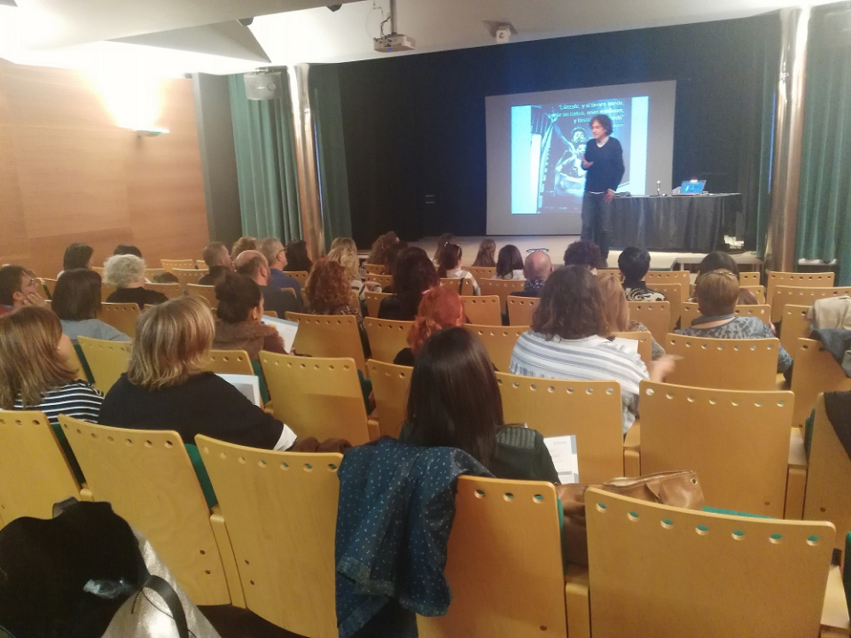 87 comerciantes participan en los talleres organizados por el Ayuntamiento de Ibi