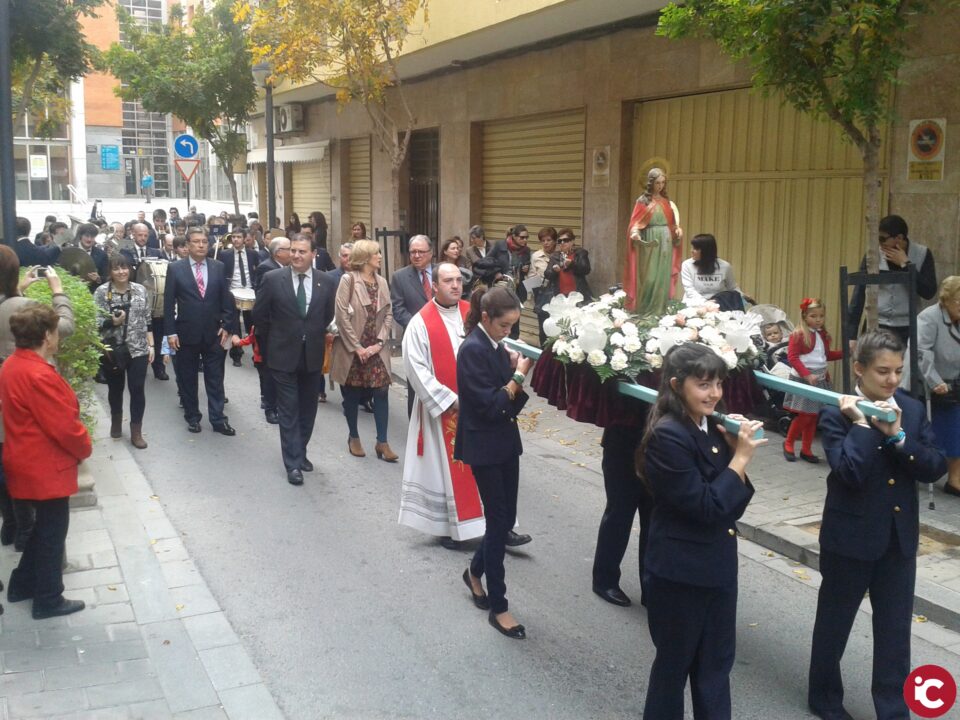 Procesión de Santa Cecilia por la Banda de la Sociedad Musical La Esperanza