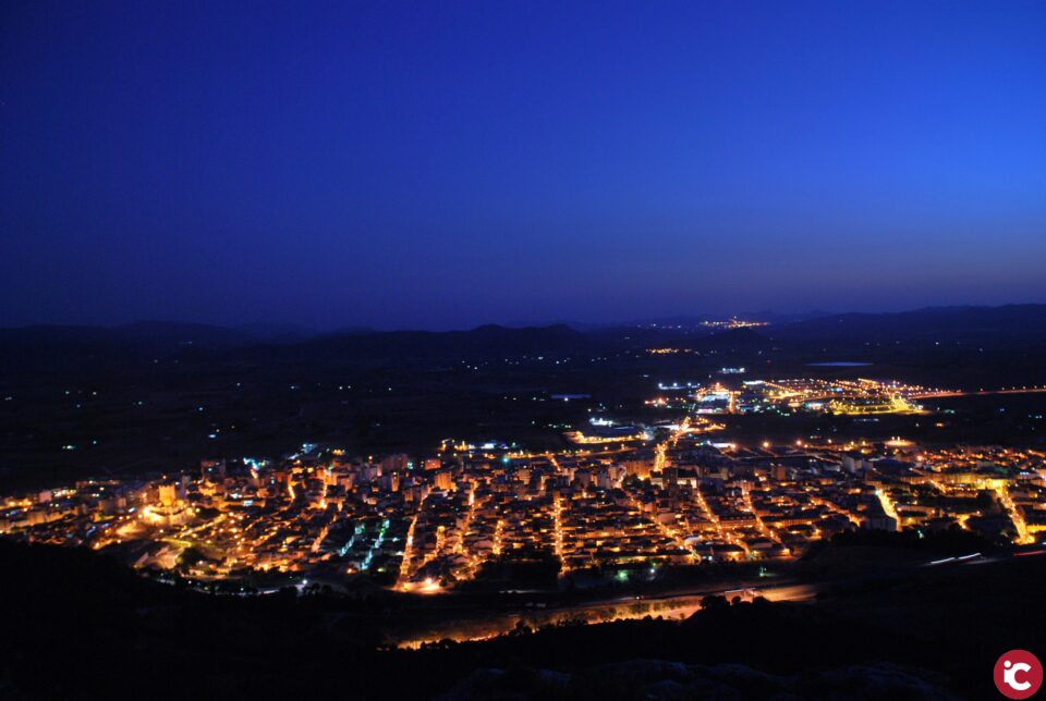 El Ayuntamiento de Villena consumirá el 100% de energía verde en la ciudad