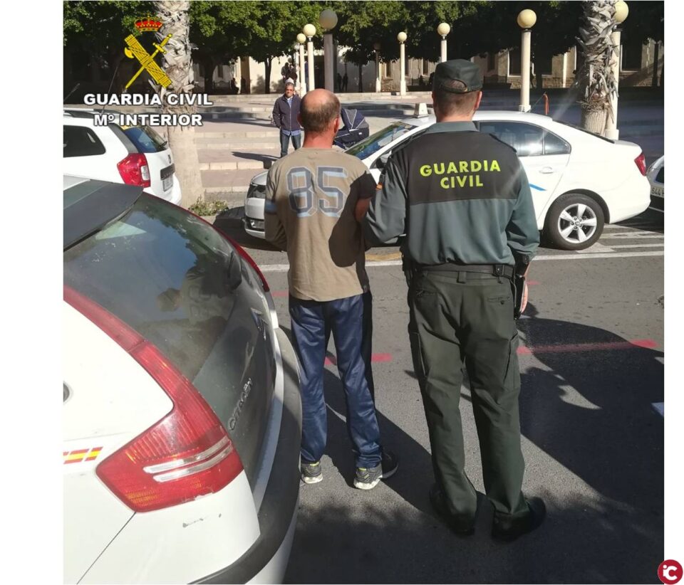 La Guardia Civil frustra una extorsión en San Vicente del Raspeig y esclarece tres delitos cometidos sobre la misma víctima