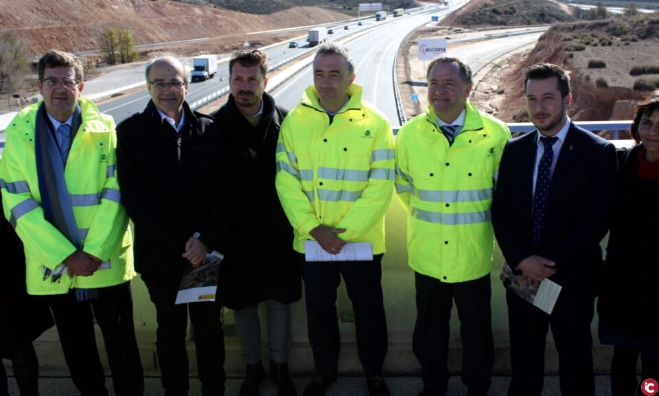 El director general de Carreteras asiste a la puesta en servicio de la rectificación de las Curvas del Angosto en la A-31