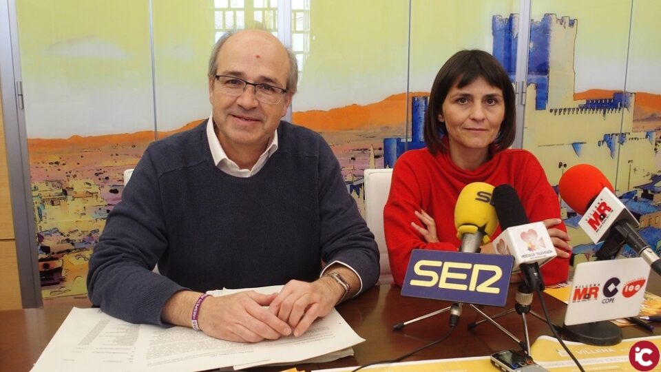 El Ayuntamiento de Villena homenajea a Miguel Flor e Isidro Gosálbez