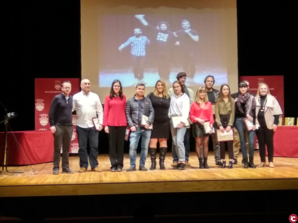Cinco poblaciones copan los premios provinciales de narrativa breve y poesía de Aspe entregados esta tarde en el teatro Wagner
