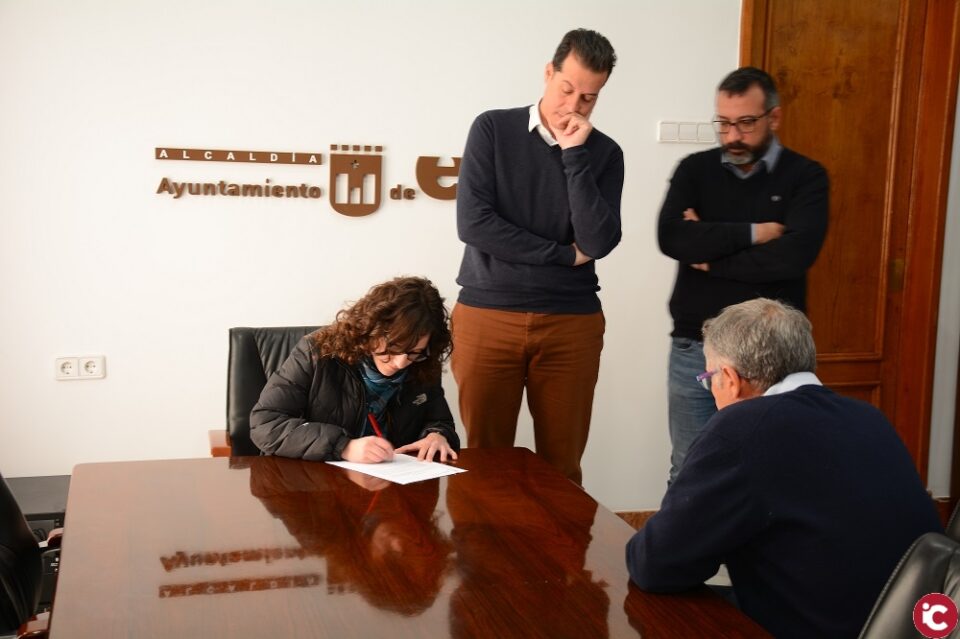 El Ayuntamiento ha impulsado la creación de casi 300 empleos en los últimos dos años