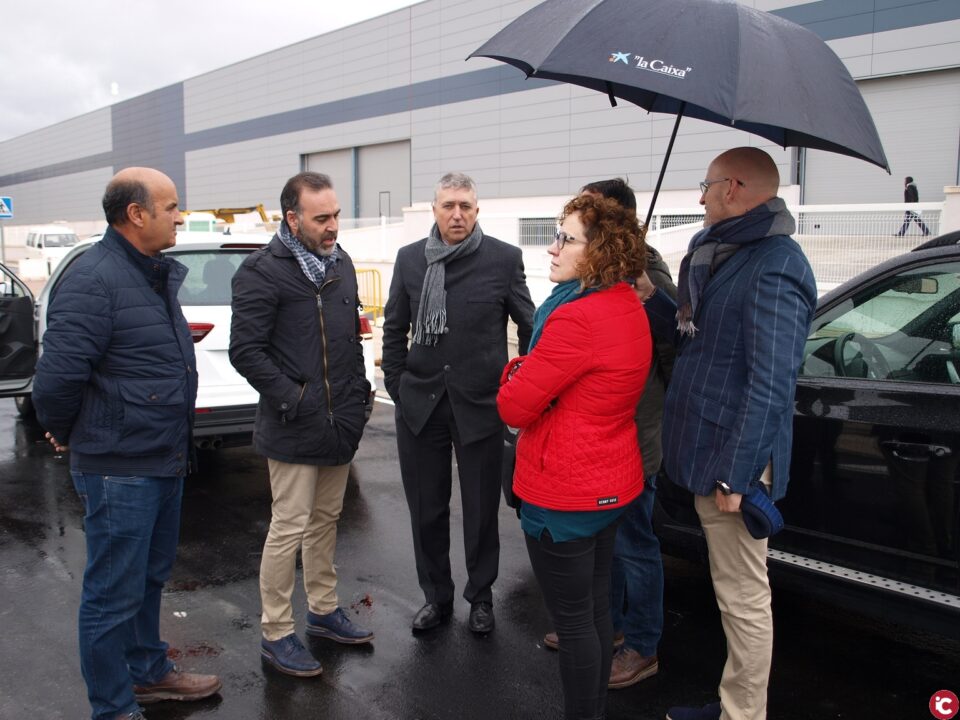 El Conseller de Economía Sostenible y la directora del IVACE visitan las obras de mejora de los polígonos industriales de Ibi