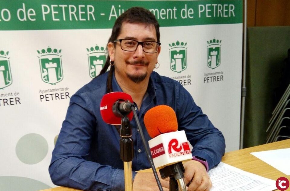 Rueda de prensa de Sí-Podem Petrer 12/12/2017 "Sí-Podem enmienda los presupuestos 2018"