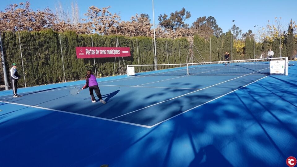 Las pistas municipales de Aspe acogen las finales de los torneos de tenis y de pádel