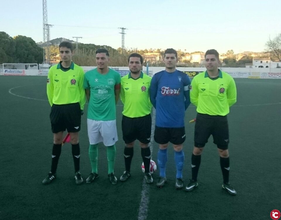 El Villena empata sin goles en casa del Calpe