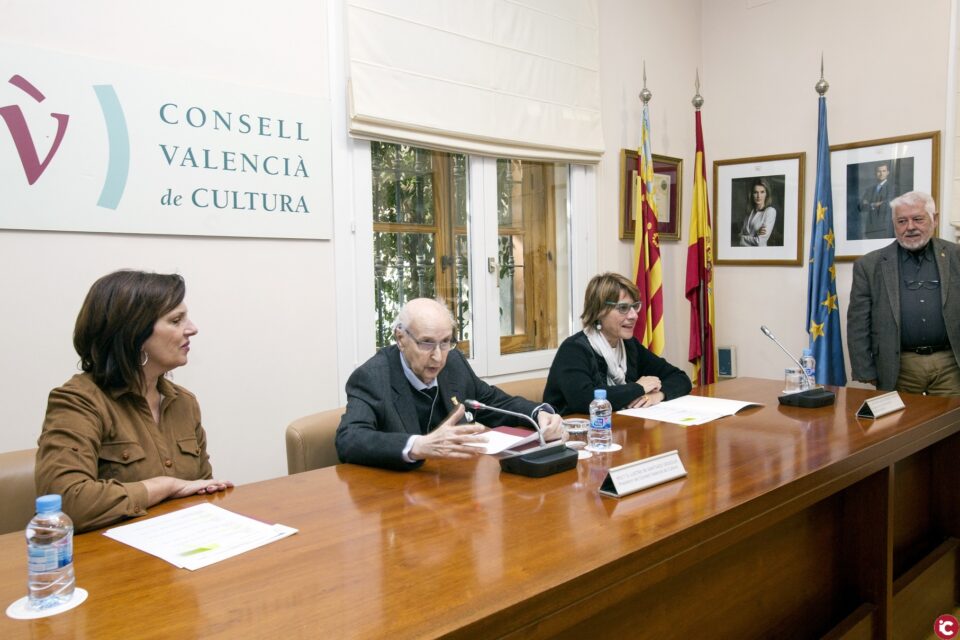 El Palau de Forcalló sompli de joves escriptors En el lliurament dels premis del concurs escolar literari Gastronomia i Paisatge