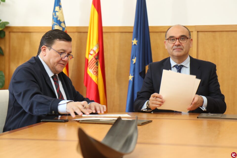 Vectalia aposta per lesport femení de la Universitat dAlacant