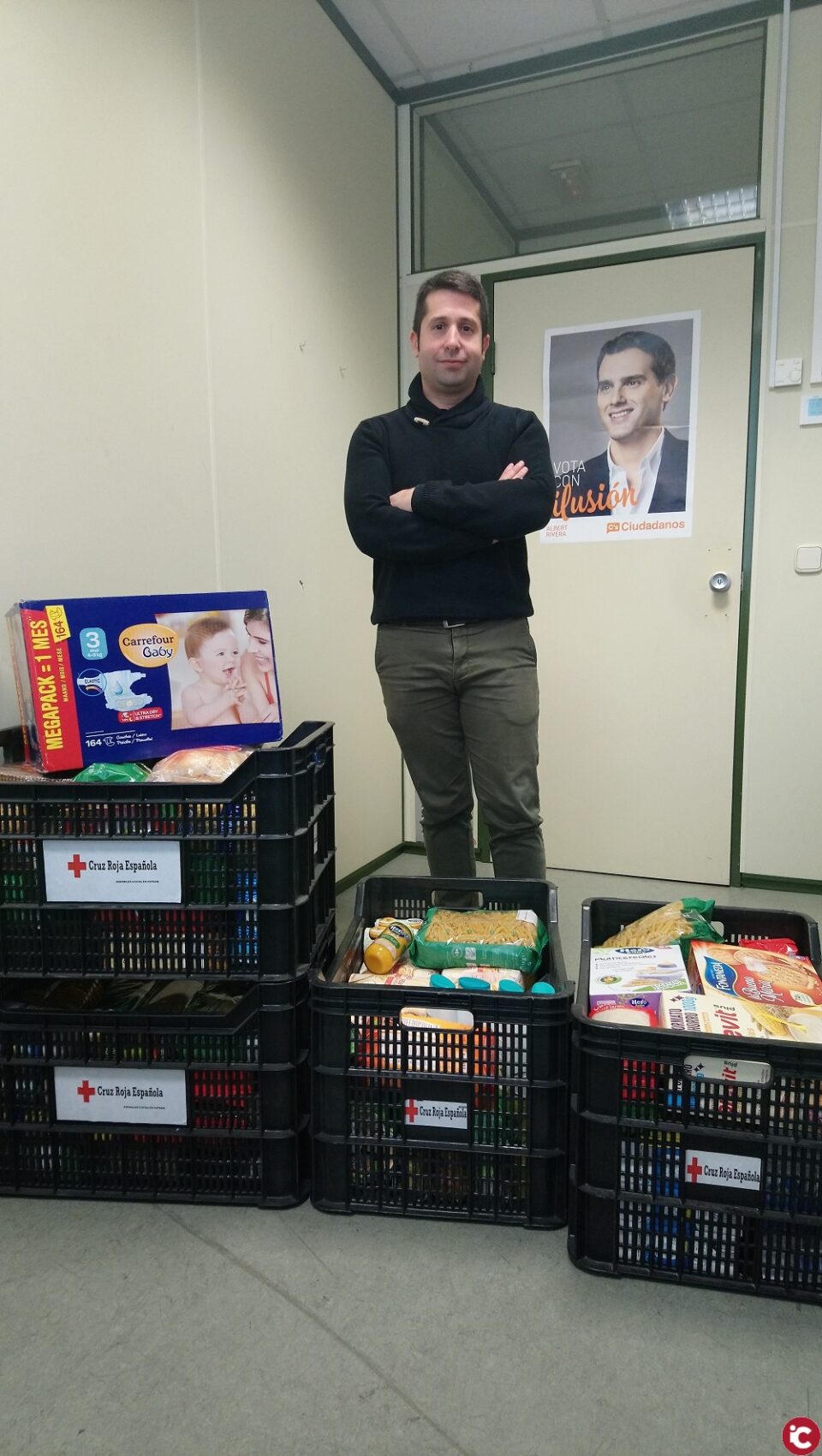 CIUDADANOS (CS) . Víctor Sales: Ciudadanos Petrer recoge 110 kg de comida