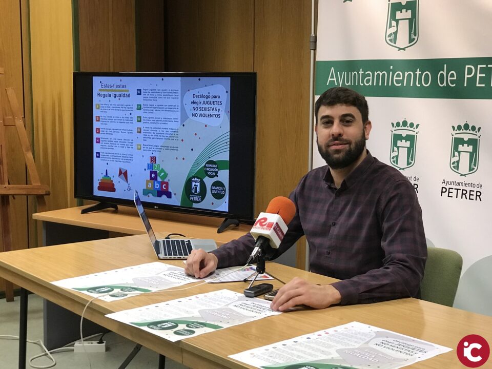 Petrer lanza una campaña para elegir juguetes no sexistas ni violentos: Estas fiestas
