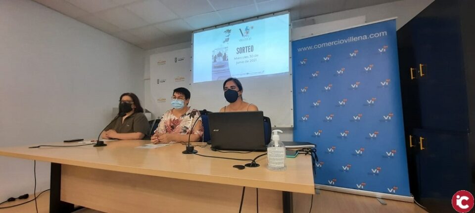 Ángeles Valiente Navarro se lleva la paga extra de 2.000 euros de la campaña Villenear