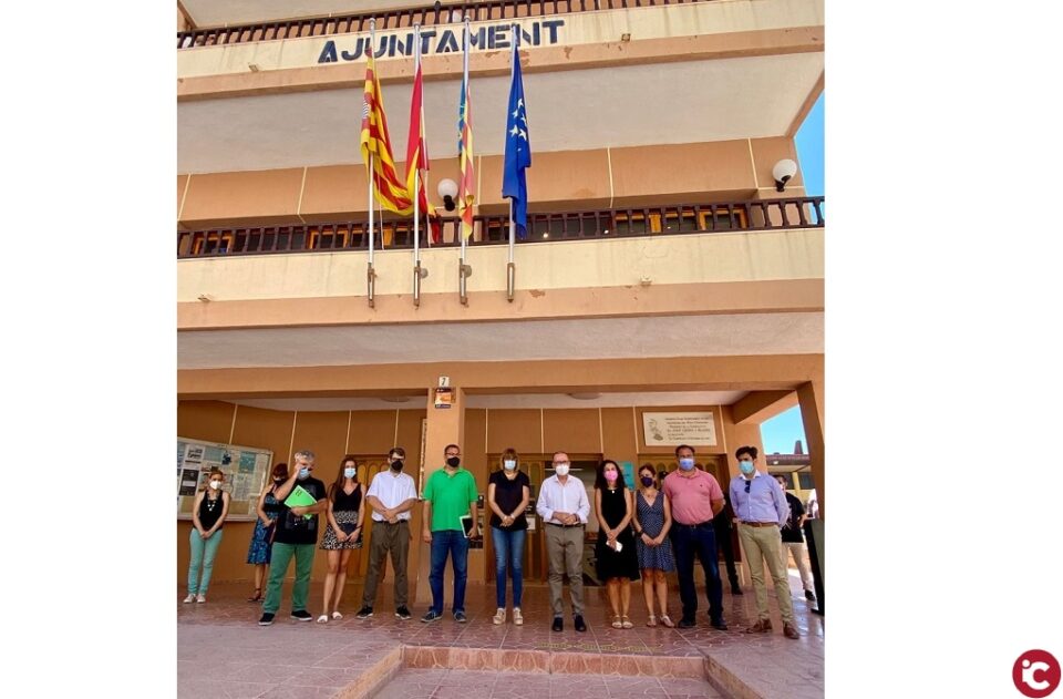 Minuto de silencio por el asesinato machista de Burriana