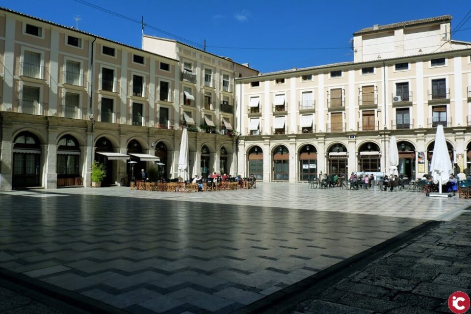 Més de 50 intervencions del dispositiu especial anti-Covid de la Policia Local durant el cap de setmana en Alcoi
