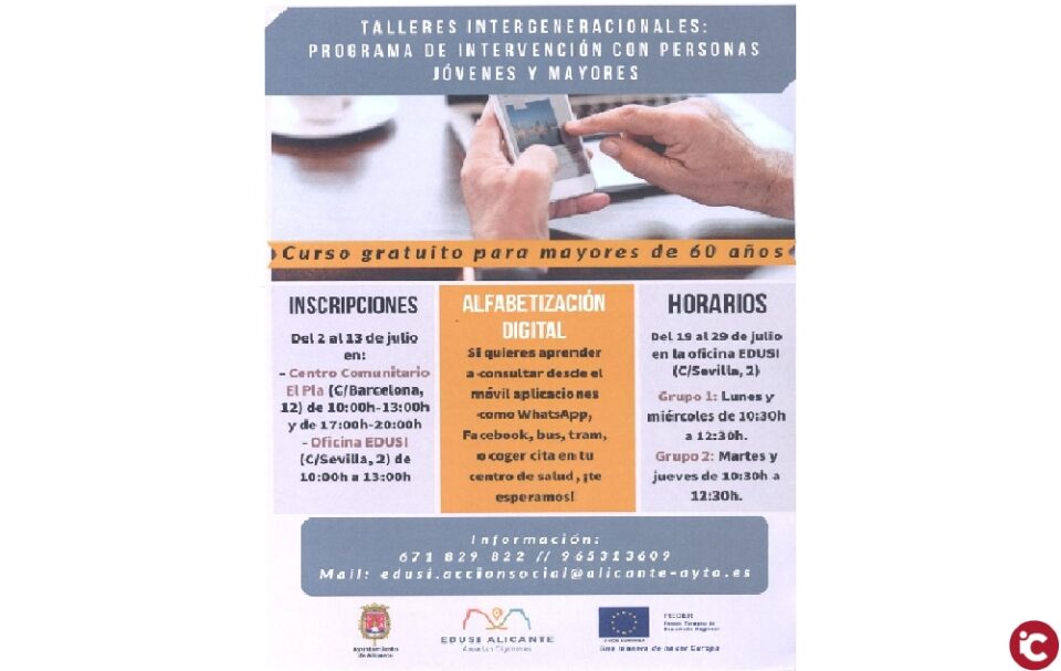 Una asociación juvenil de voluntarios de Alicante enseñará a los mayores de varios barrios a utilizar e interactuar con el móvil