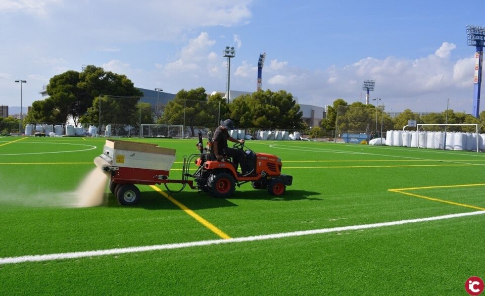 El Ayuntamiento de Alicante invierte más de un millón de euros en el plan de renovación de los campos de fútbol municipales de San Blas