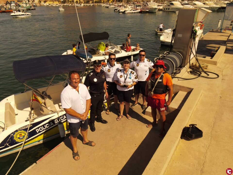 El Servicio Marítimo de la Policía Local de El Campello estrena uniformidad