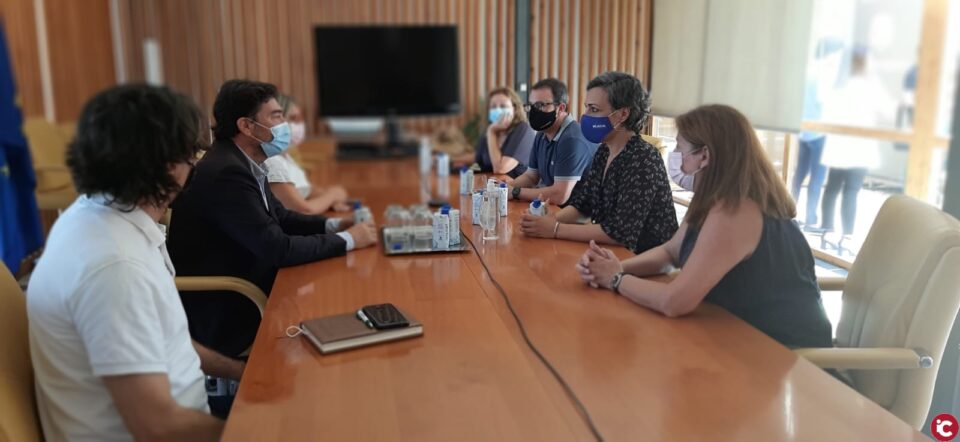 El Ayuntamiento compromete todo su apoyo a la hostelería y el turismo