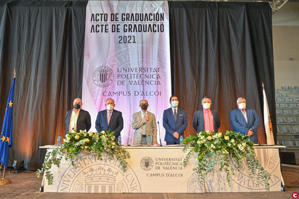 El Campus dAlcoi de la UPV celebra el seu tradicional Acte de Graduació