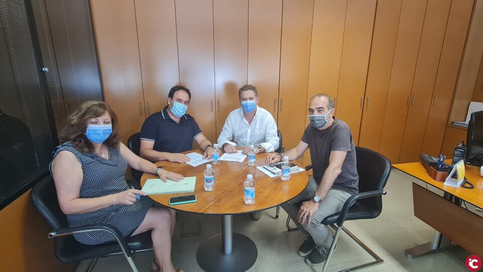 La Diputación de Alicante renueva el convenio para la conservación del yacimiento de Arte Rupestre del Pla de Petracos