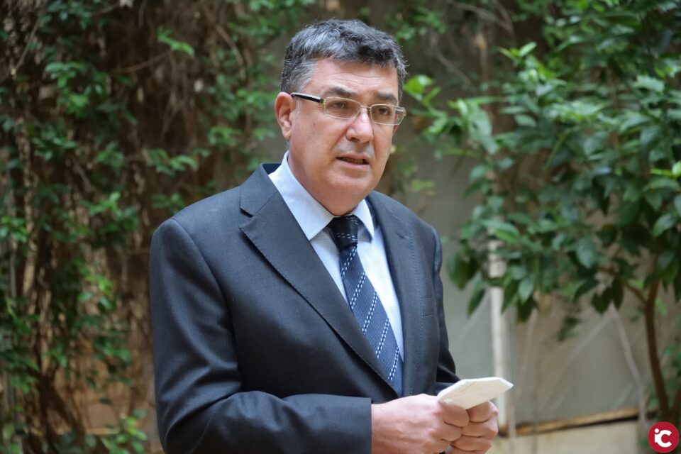 Parlem amb el Molt Exel·lent President de les Corts Valencianes