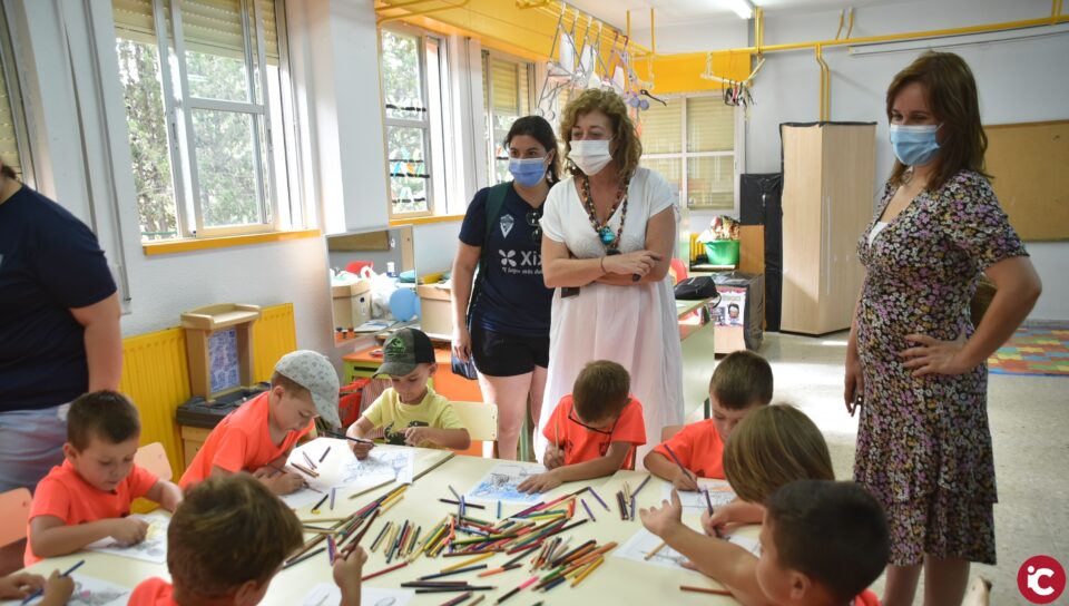 Más de 200 jóvenes disfrutan de la Escola-Campus 2021 de Xixona