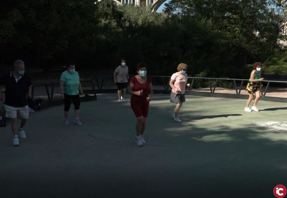 Hui visitarem una de les activitats a laire lliure que shan preparat des de les aules de Majors dAlcoi durant el mes de juliol