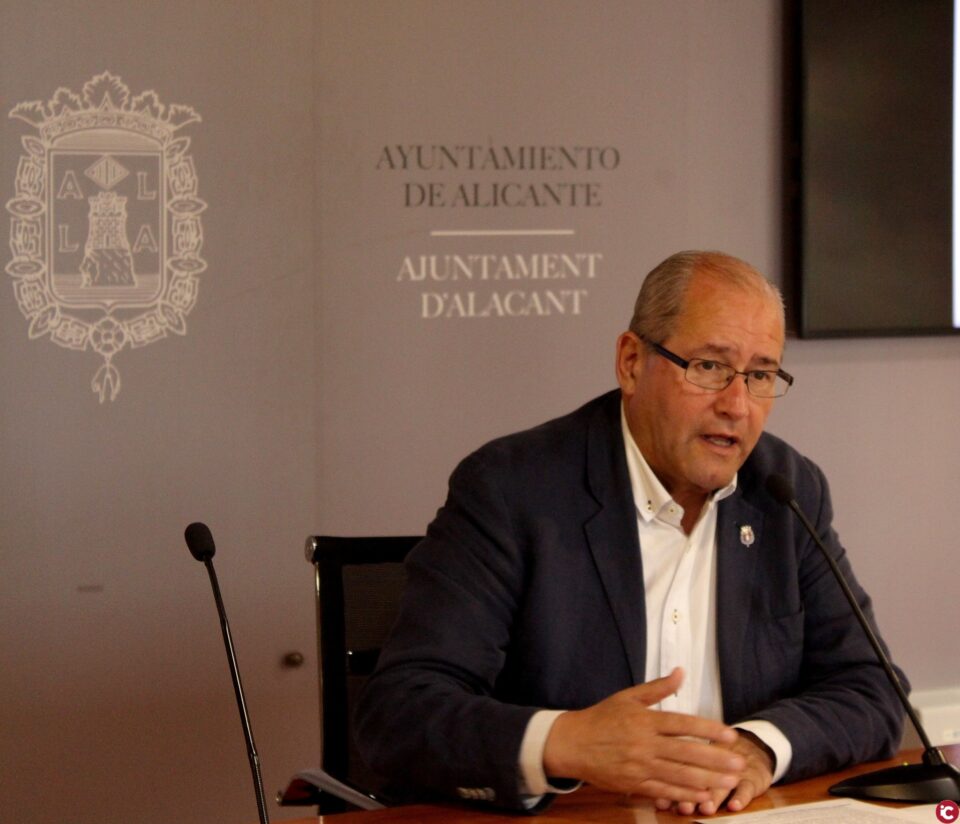 Infraestructuras de Alicante impulsa obras para mejorar la accesibilidad y realizar itinerarios peatonales en la Albufereta