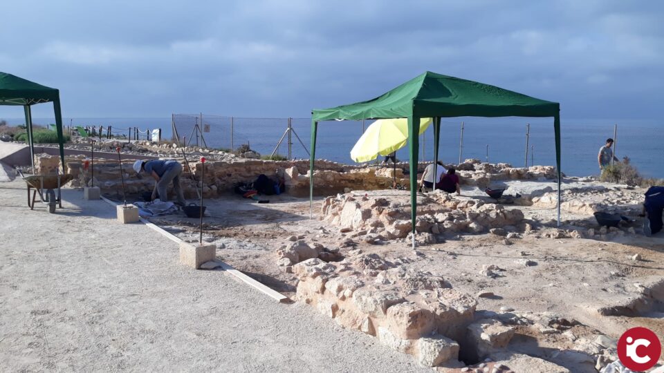 Las excavaciones del MARQ de la Diputación de Alicante en la Illeta dels Banyets sacan a la luz una nueva instalación productiva para la conservación de pescado