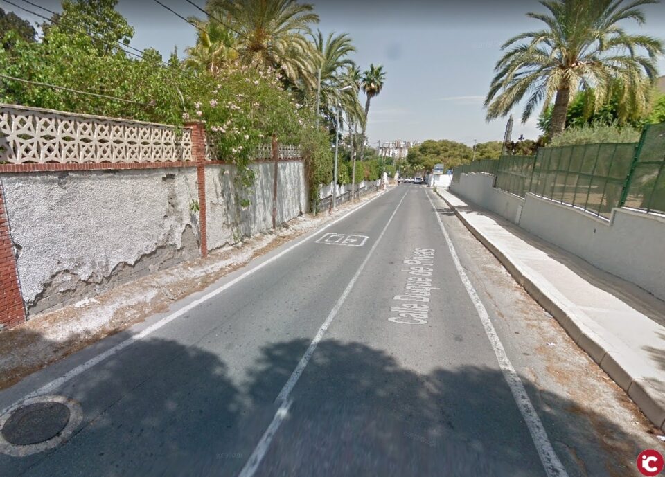 El Ayuntamiento de Alicante ejecuta un plan de asfaltado y mejora de la accesibilidad en la Albufereta con nuevas aceras y zonas verdes de 181.211