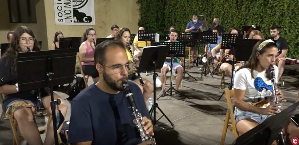 Assistim a l'assaig de la Unió Musical Contestana