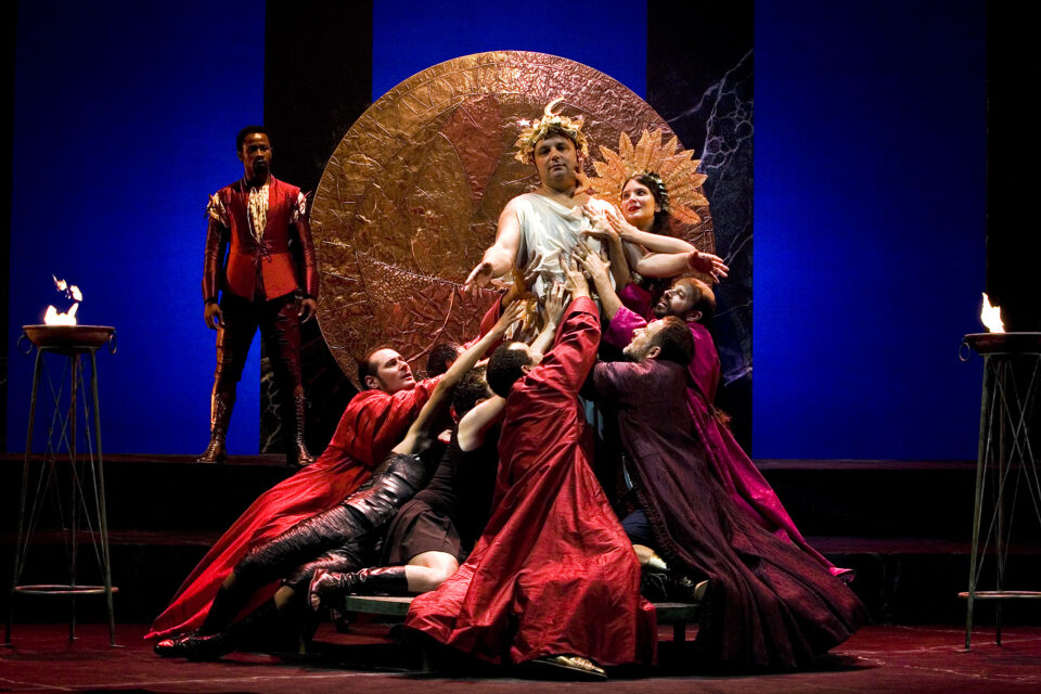 Calígula de Albert Camus abre la temporada en el Teatro Chapí de Villena